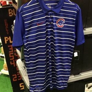 Cubs short sleeve.
